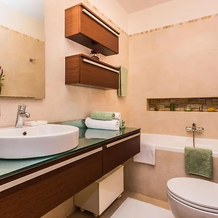 Apartmán Ruhige Tina 8 By Interhome *